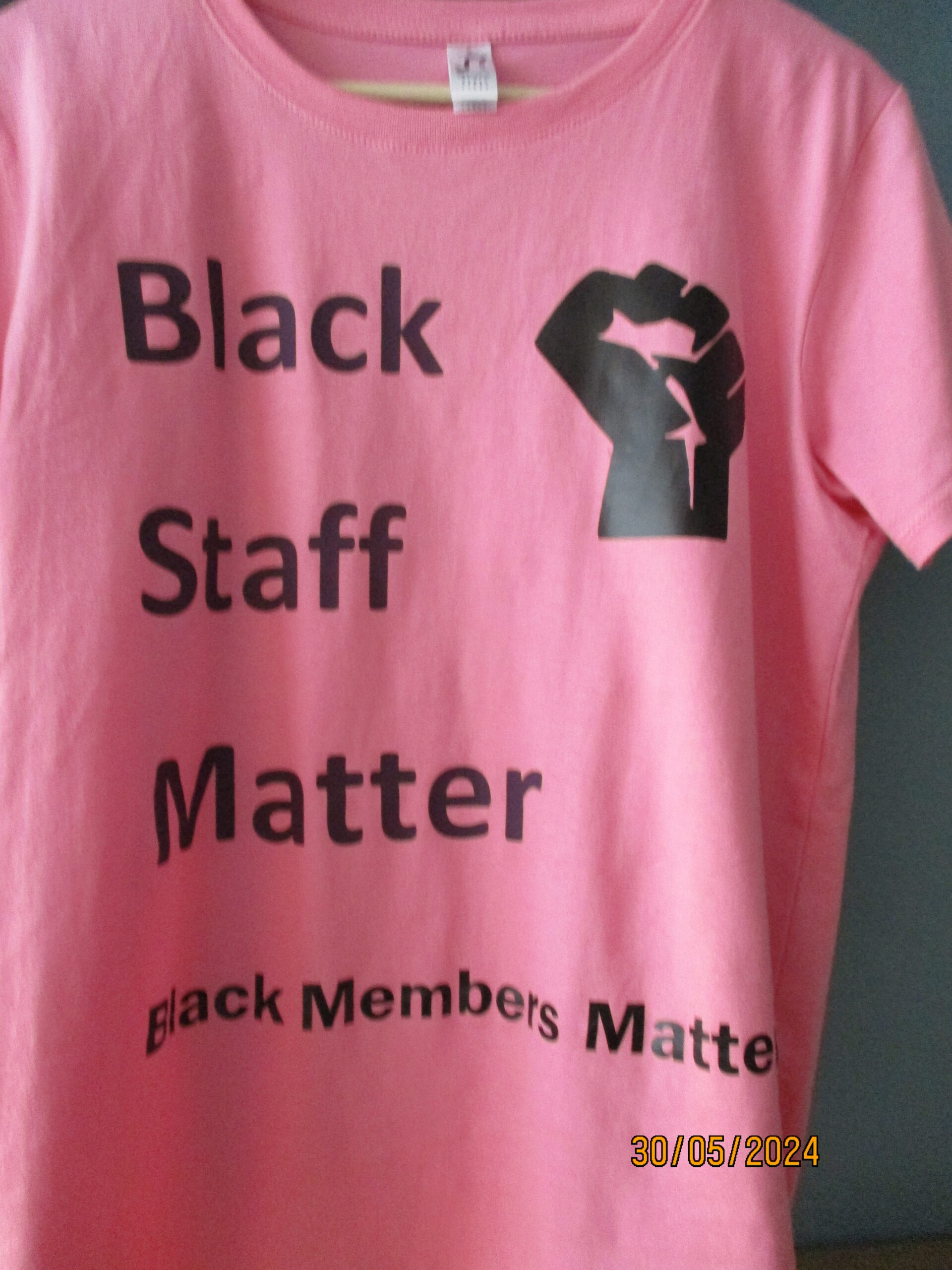 T-shirt Black Staff Matter au Congrès de l'UCU